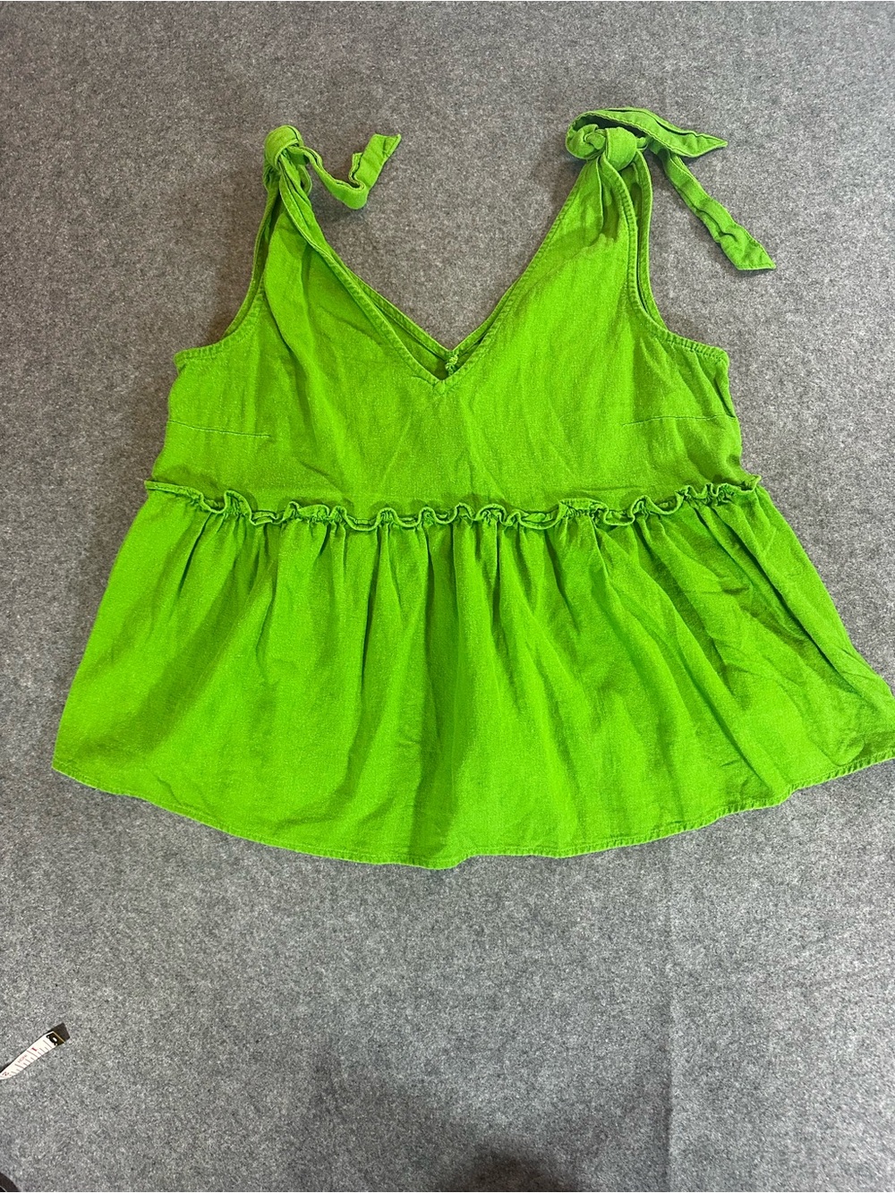 Who What Wear Green baby doll top